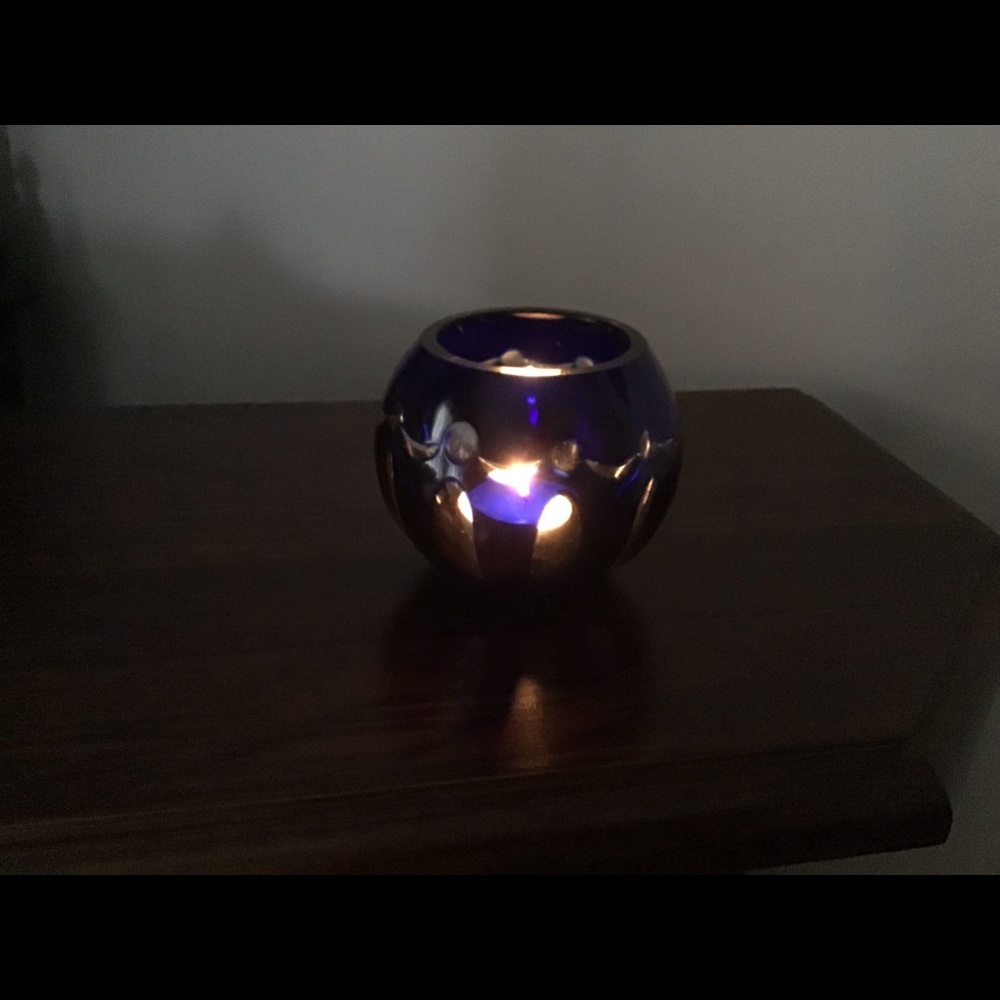 VINTAGE COBALT BOHEMIAN CUT GLASS CANDLEHOLDER - Picture 12 of 12